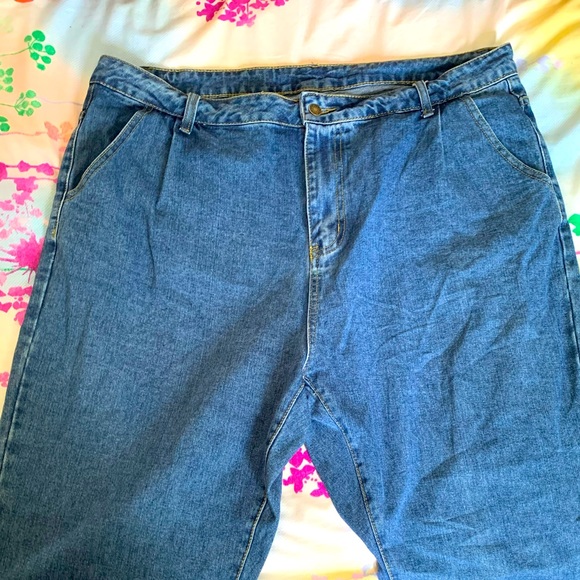 Vintage straight leg jeans. - Picture 2 of 5